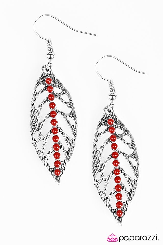 Paparazzi ♥ LEAF It At That - Red ♥ Earrings