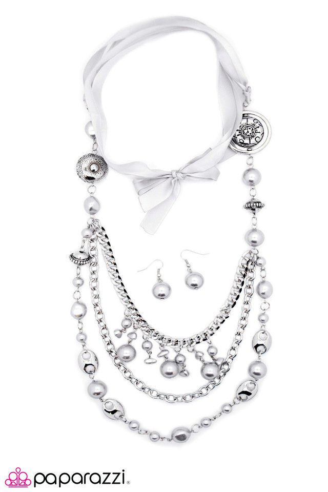 Paparazzi ♥ All The Trimmings - Gray ♥ Necklace