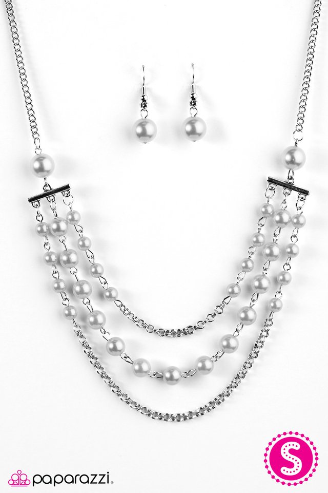 Paparazzi ♥ Dressed For Success - Silver ♥ Necklace