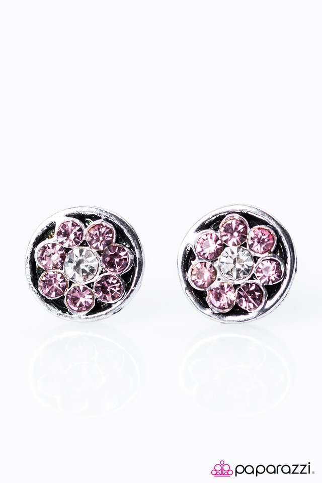 Paparazzi ♥ Go With The FLORAL - Pink ♥ Post Earrings