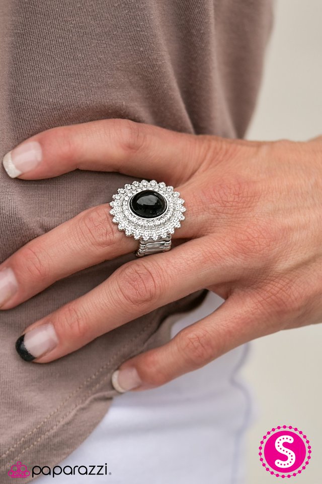 born-to-shine-black-p4re-bkxx-091xx