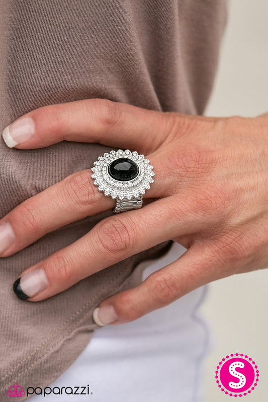 born-to-shine-black-p4re-bkxx-091xx