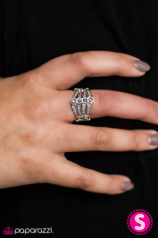 glitter-on-my-mind-silver-p4re-svxx-064xx