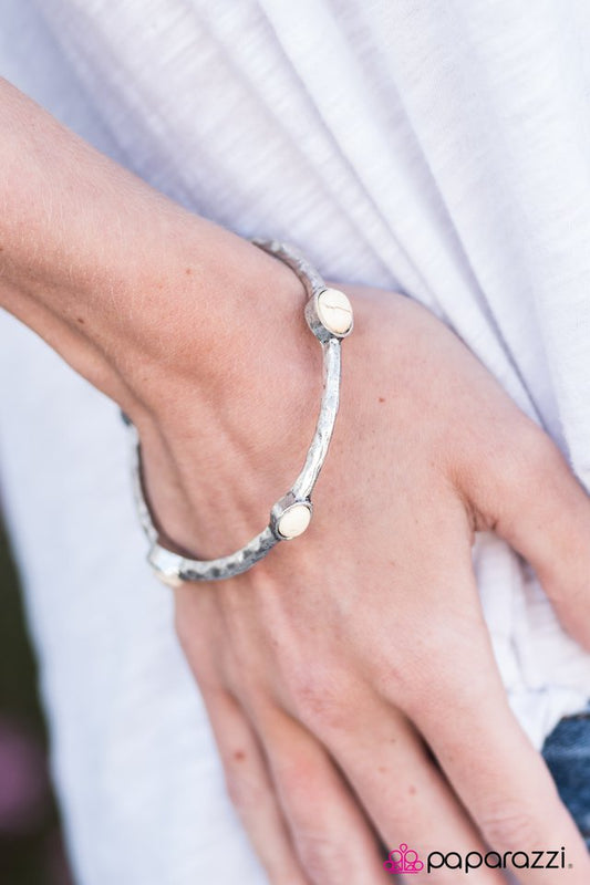 its-all-creek-to-me-white-p9se-wtxx-079xx