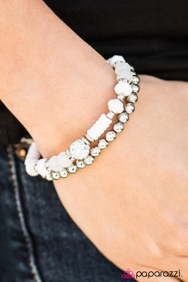 my-dance-card-is-full-white-p9wh-wtxx-105xx