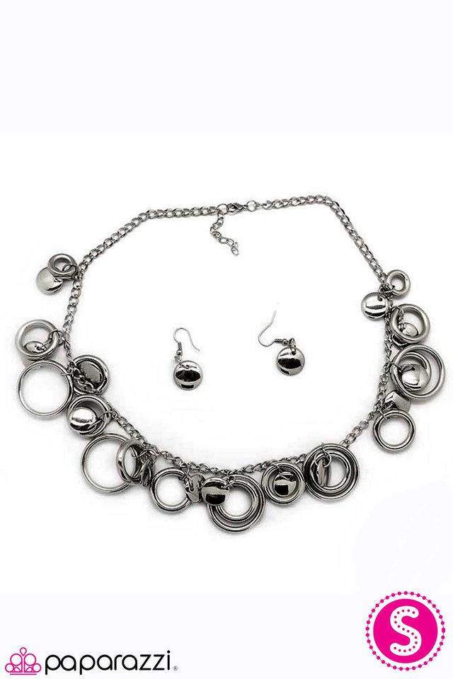 Paparazzi ♥ Ringing Off the Hook - Gunmetal ♥ Necklace