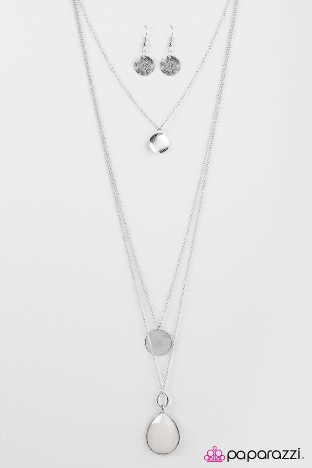 Paparazzi ♥ RAIN Supreme - White ♥ Necklace