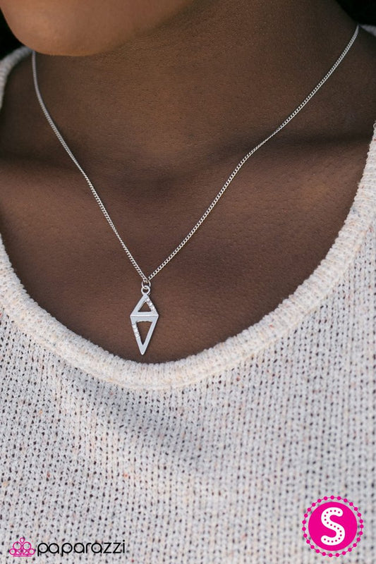 pretty-prismatic-white-p2da-wtxx-072xx