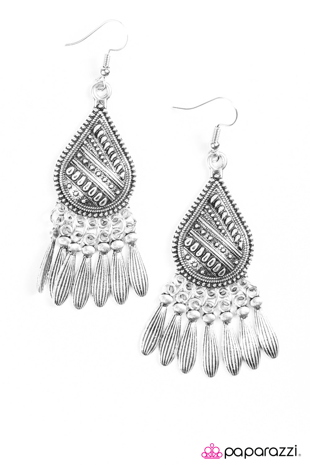 Paparazzi ♥ Chime Rhyme - Silver ♥  Earrings