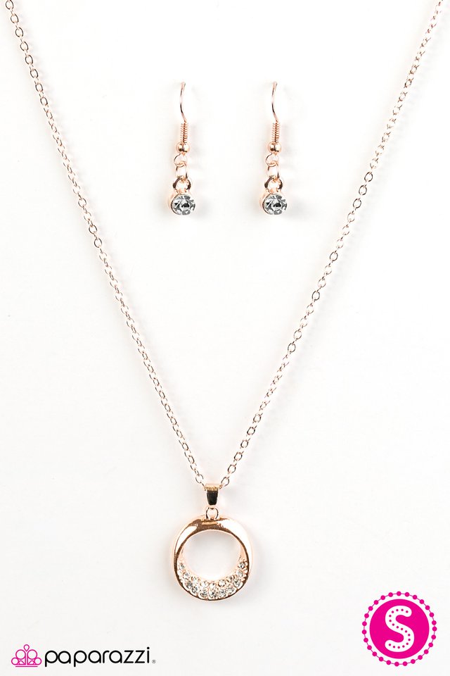 Paparazzi ♥ All The Glitter In The World - Rose Gold ♥ Necklace