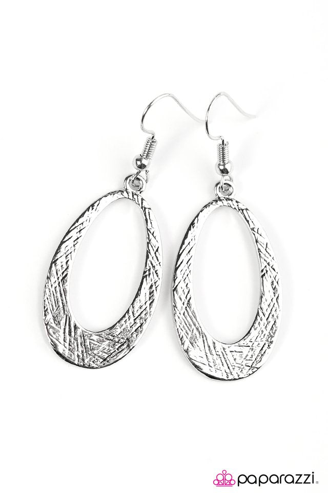Paparazzi ♥ Be The Light - Silver ♥ Earrings