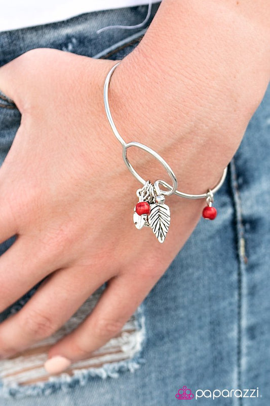 what-on-earth-red-p9se-rdxx-086xx