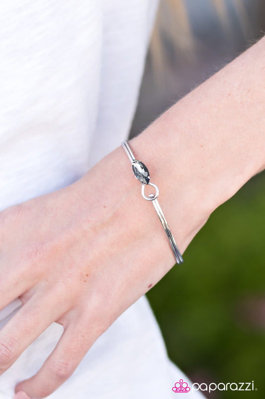 im-here-to-dazzle-silver-p9da-svxx-082xx