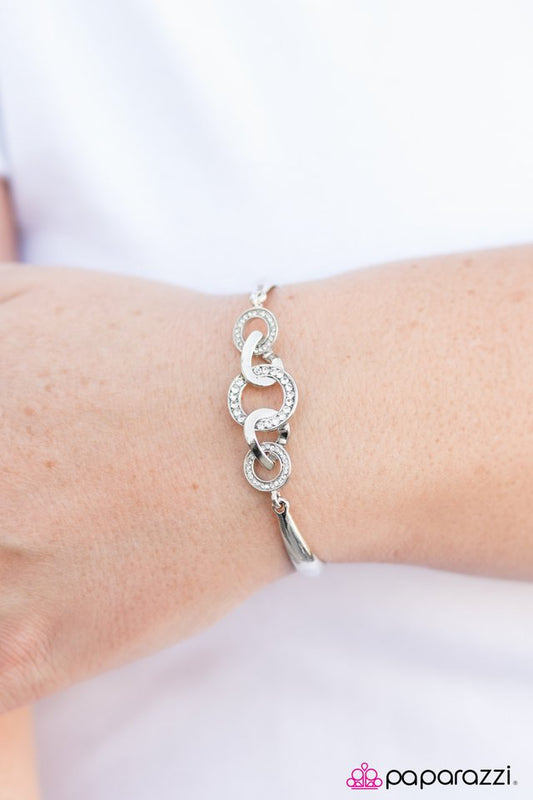 royal-society-white-p9re-wtxx-106xx