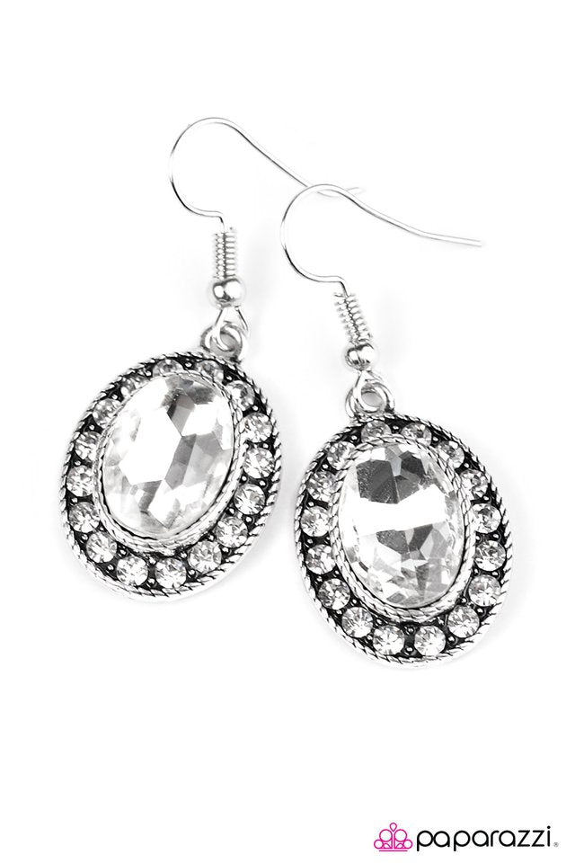 Paparazzi ♥ Mega Babe - White ♥ Earrings