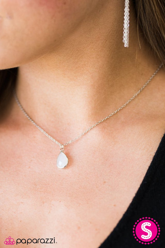 deep-waters-white-p2da-wtxx-078xx