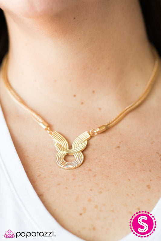 Paparazzi ♥ Classy Cleopatra - Gold ♥ Necklace-product_sku