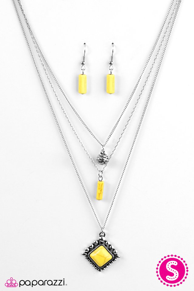Paparazzi ♥ Leave No SANDSTONE Unturned - Yellow ♥ Necklace