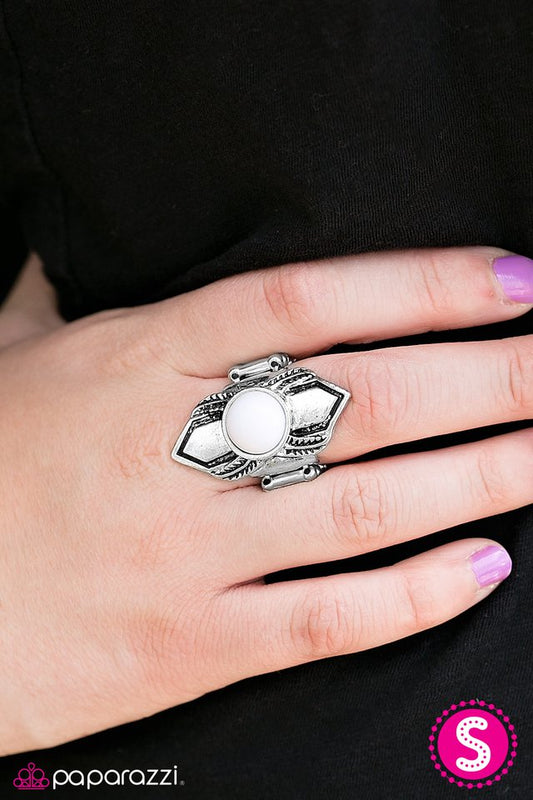 bead-courageous-white-p4se-wtxx-065xx