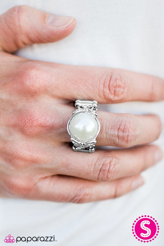 royal-gardens-white-p4re-wtxx-149xx