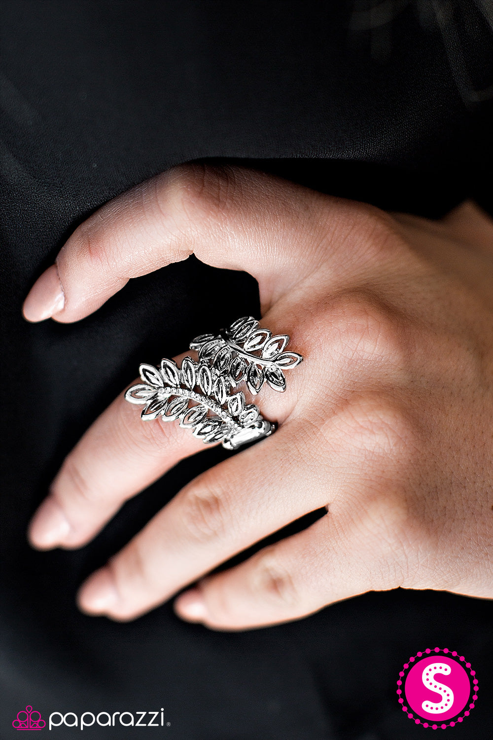 leaf-is-good-white-p4se-wtxx-066xx