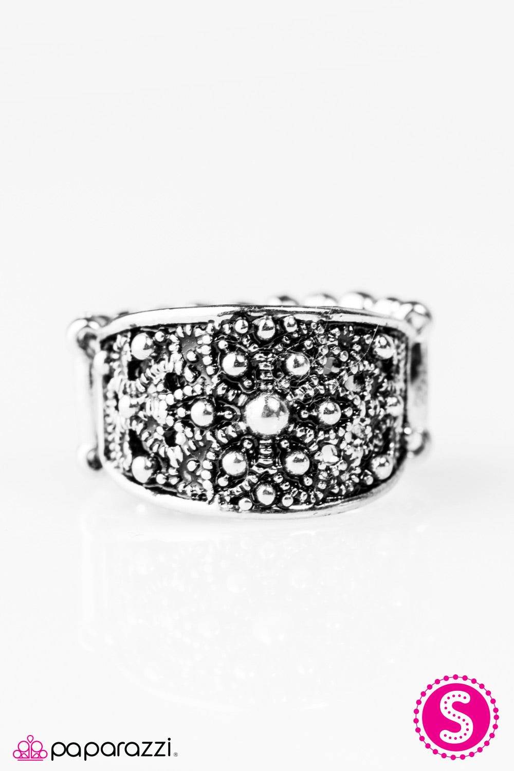 Paparazzi ♥ I Must Have Flowers - Silver ♥  Ring-product_sku