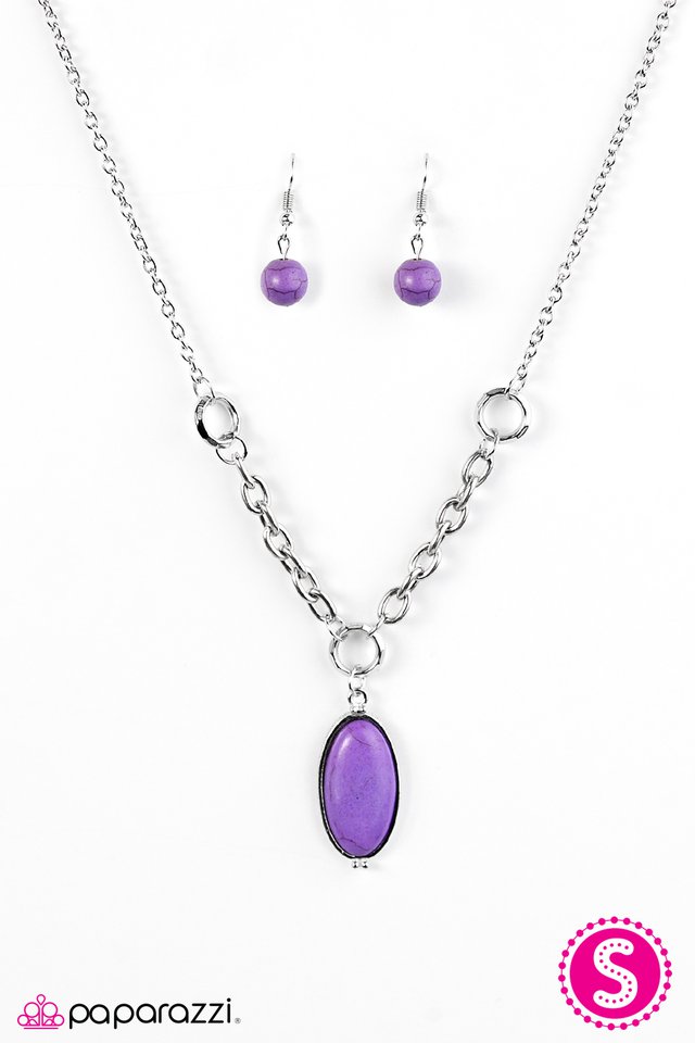 Paparazzi ♥ Find Me Where The Wild Things Are - Purple ♥ Necklace