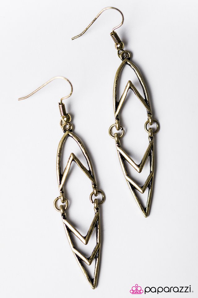 Paparazzi ♥ A High Point - Brass ♥ Earrings-product_sku