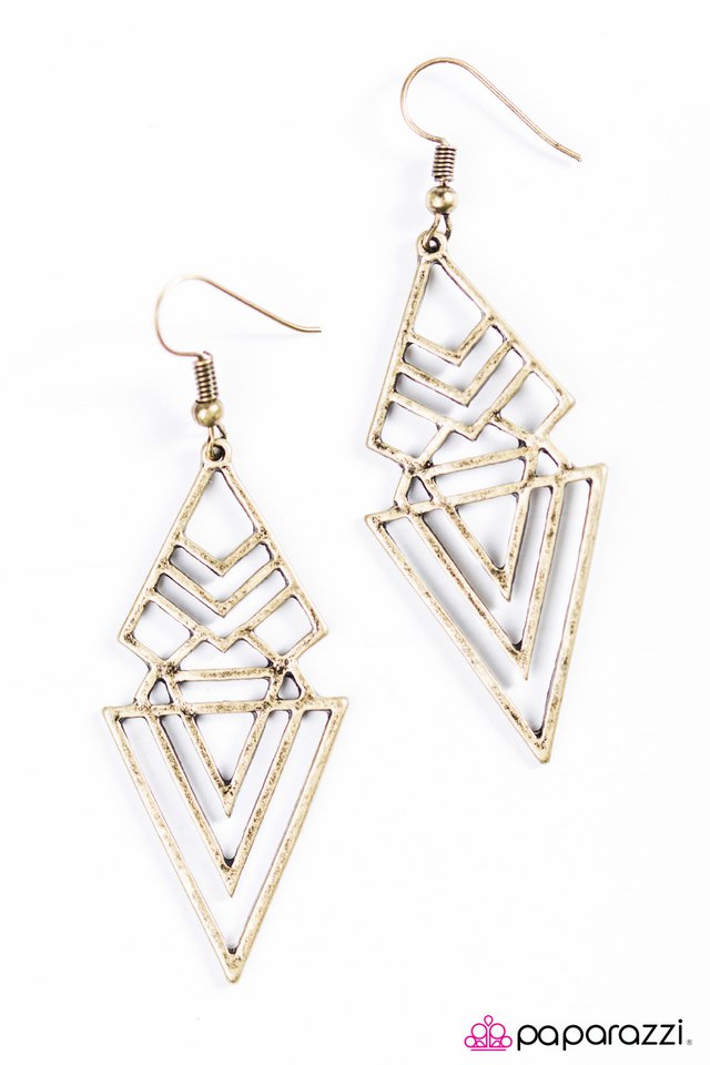 Paparazzi ♥ Dont Feed The Animals - Brass ♥ Earrings