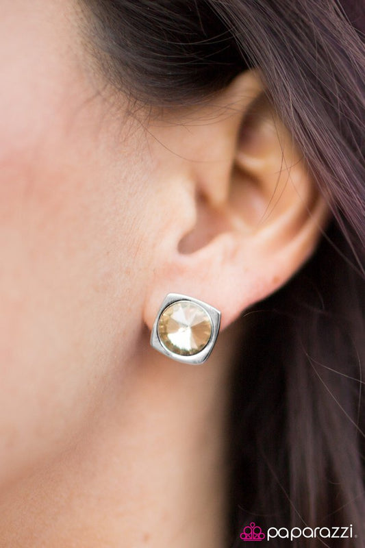 keep-on-sparkling-brown-post-p5po-bnxx-004xx