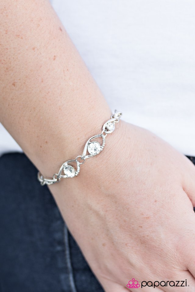 rich-is-rich-white-p9re-wtxx-109xx