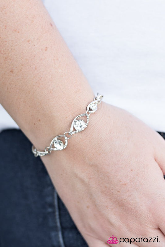 rich-is-rich-white-p9re-wtxx-109xx