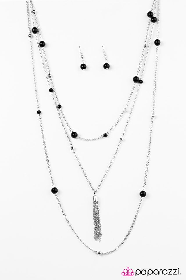 Paparazzi ♥ Mermaid Marina - Black ♥ Necklace
