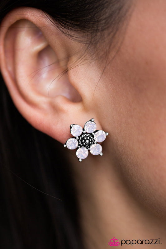 love-me-dew-white-p5po-wtxx-084xx