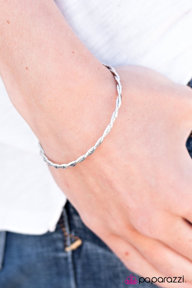 twist-and-shimmer-silver-p9da-svxx-088xx