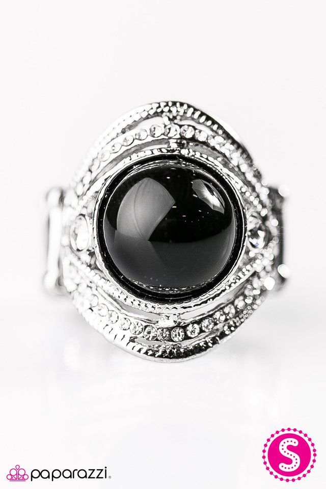 Paparazzi ♥ Color Classic - Black ♥ Ring