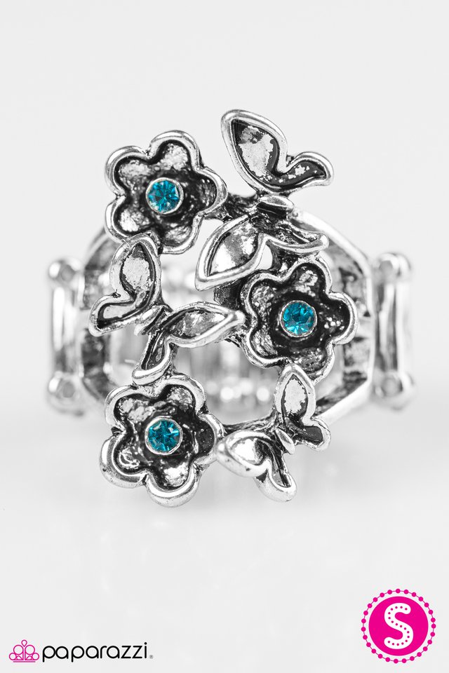 Paparazzi ♥ Flutter Fiesta - Blue ♥ Ring