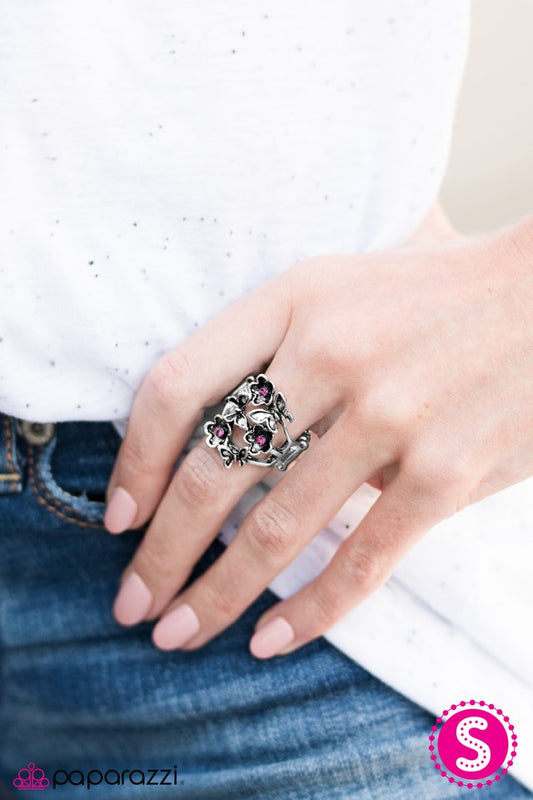 flutter-fiesta-pink-p4wh-pkxx-141xx