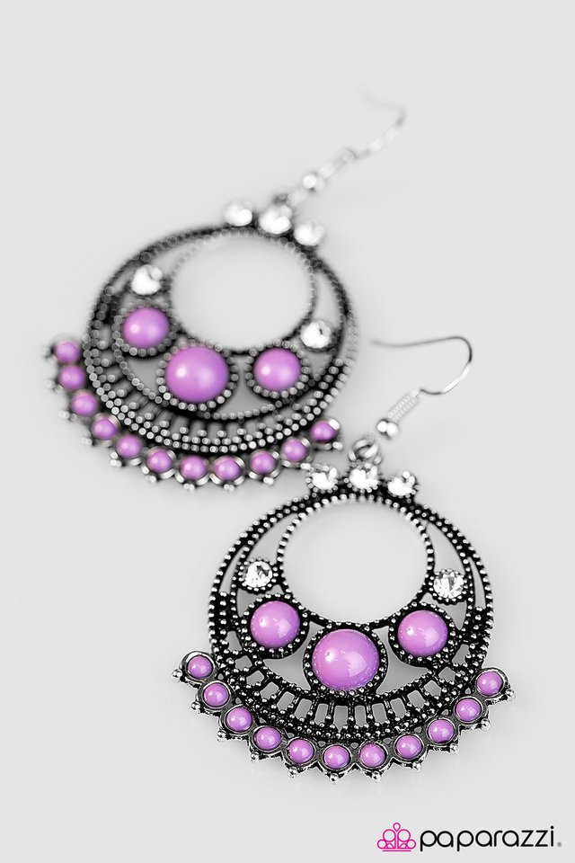 Paparazzi ♥ Dont Give A GLAM - Purple ♥ Earrings