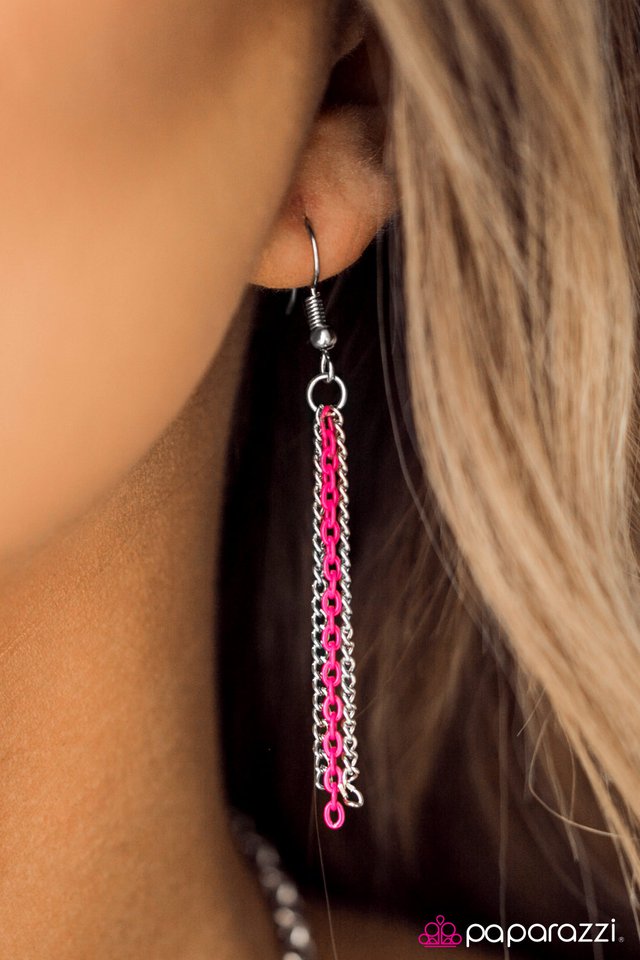 Paparazzi ♥ Infinite Color - Pink ♥ Necklace