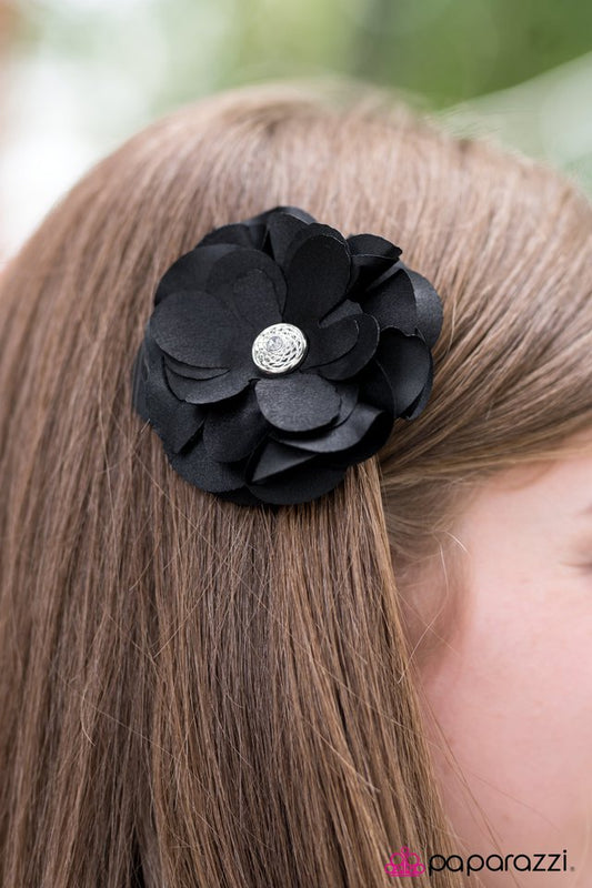 the-shirley-temple-black-hair-clip-p7pr-bkxx-043xx