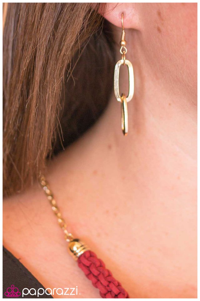 Paparazzi ♥ On the Prowl - Red ♥ Necklace