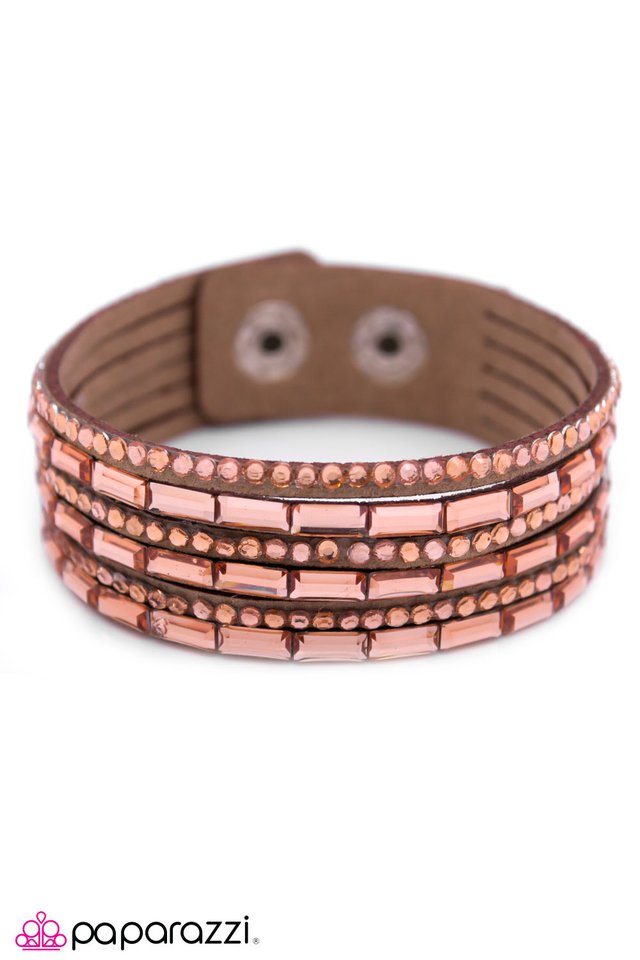 Paparazzi ♥ Razzle Dazzle - Brass ♥ Bracelet