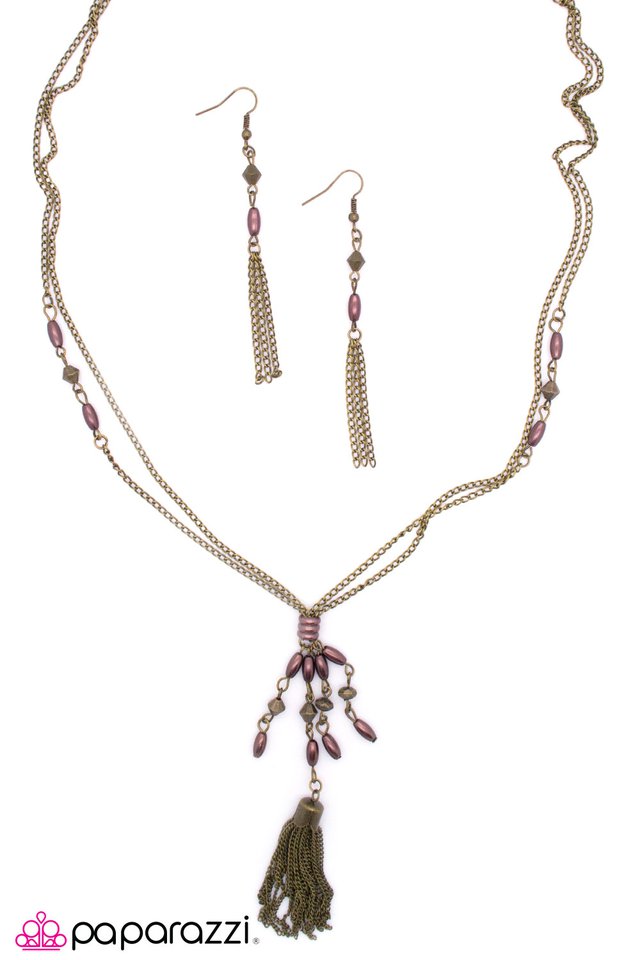 Paparazzi ♥ Deliberately Delicate - Brown ♥ Necklace