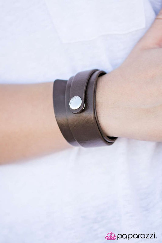 wraparound-wayfarer-p9ur-bnxx-155xx