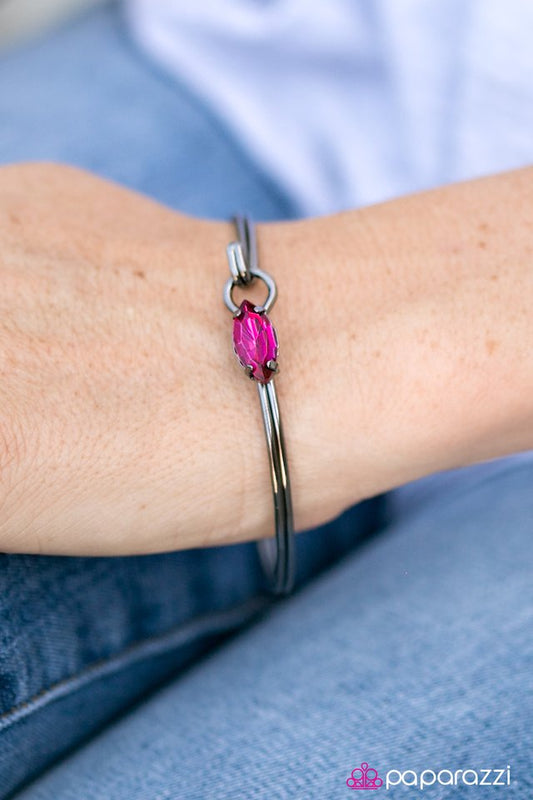 Paparazzi ♥ Im Here To Dazzle - Pink ♥ Bracelet-product_sku