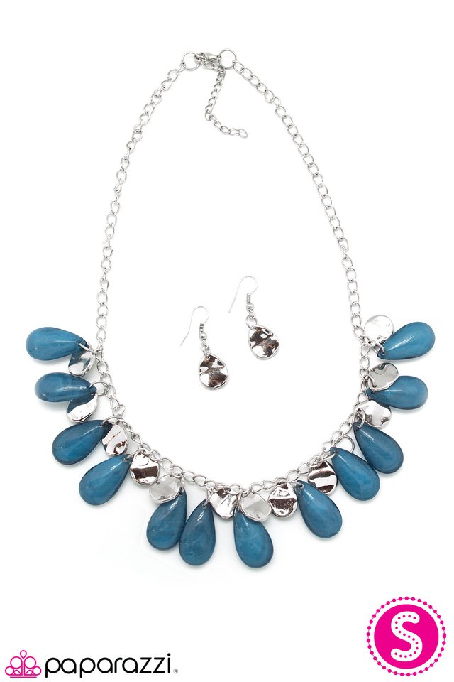 Paparazzi ♥ Drops in the Ocean - Blue ♥ Necklace