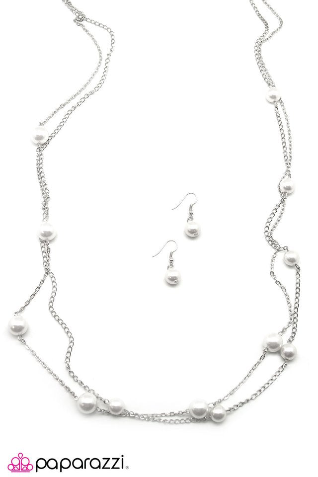 Paparazzi ♥ Take My Breath Away - White ♥ Necklace