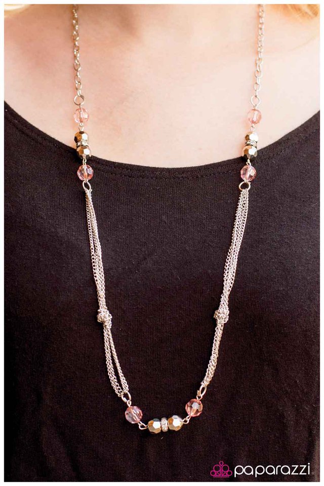 all-dolled-up-pink-necklace-p2hw-pksv-001hh