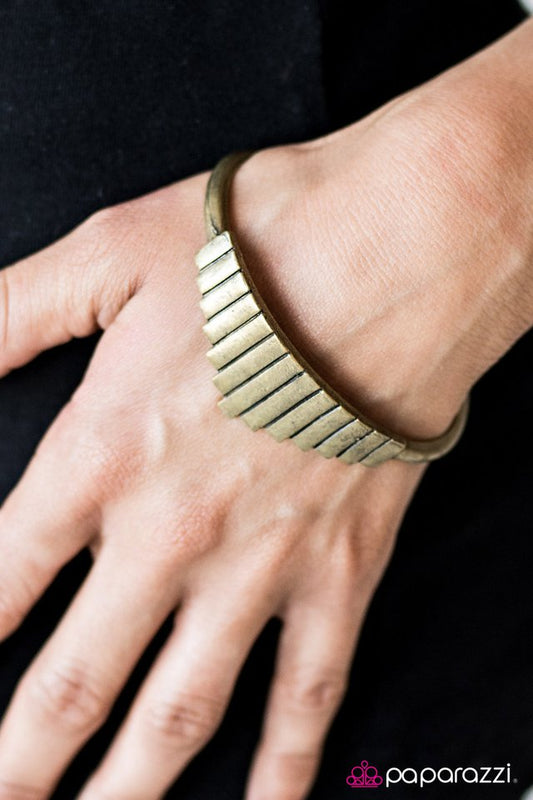 that-dont-empress-me-much-brass-p9ed-brxx-025xx